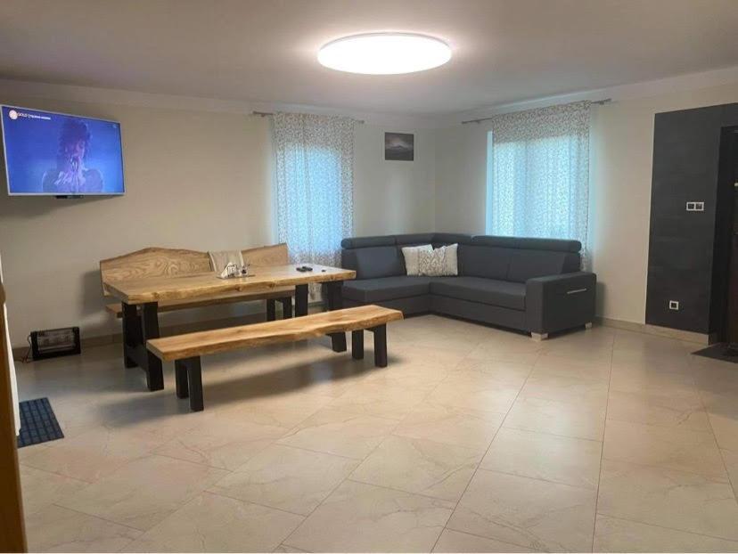 Apartament Pod Lipka Lutowiska Extérieur photo